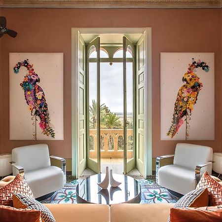 Castle Elvira - The Castle & The Cottage Trepuzzi المظهر الخارجي الصورة